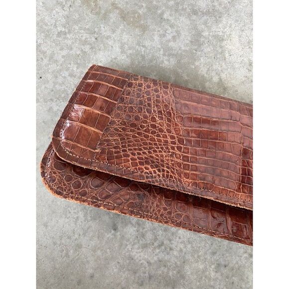 Vintage Brown Crocodile Print Clutch Bag - 11.5” x 5” - Picture 12 of 12